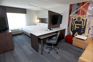 thumbnail: Lobby sitting area