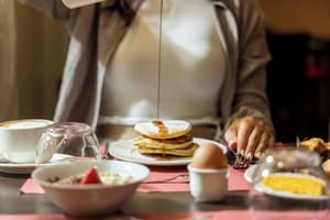 thumbnail: Breakfast area