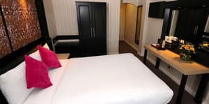 thumbnail: Room