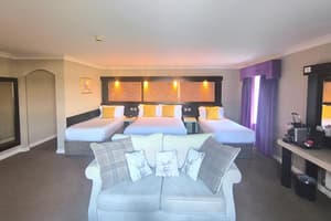 thumbnail: Room