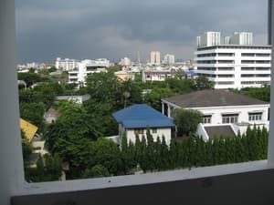 thumbnail: Exterior