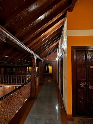 thumbnail: Exterior