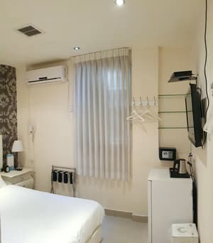 thumbnail: Room amenity