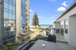 thumbnail: Terrace/patio