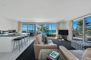 thumbnail: Living area