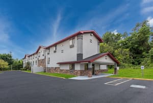 thumbnail: Exterior
