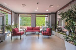 thumbnail: Reception hall