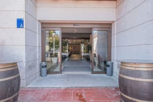 thumbnail: Reception hall