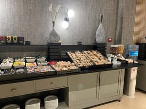 thumbnail: Breakfast buffet