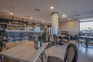 thumbnail: Coffee shop