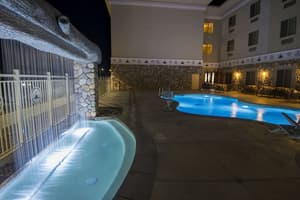 thumbnail: Outdoor pool