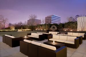 thumbnail: Bar (on property)