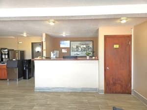 thumbnail: Front of property