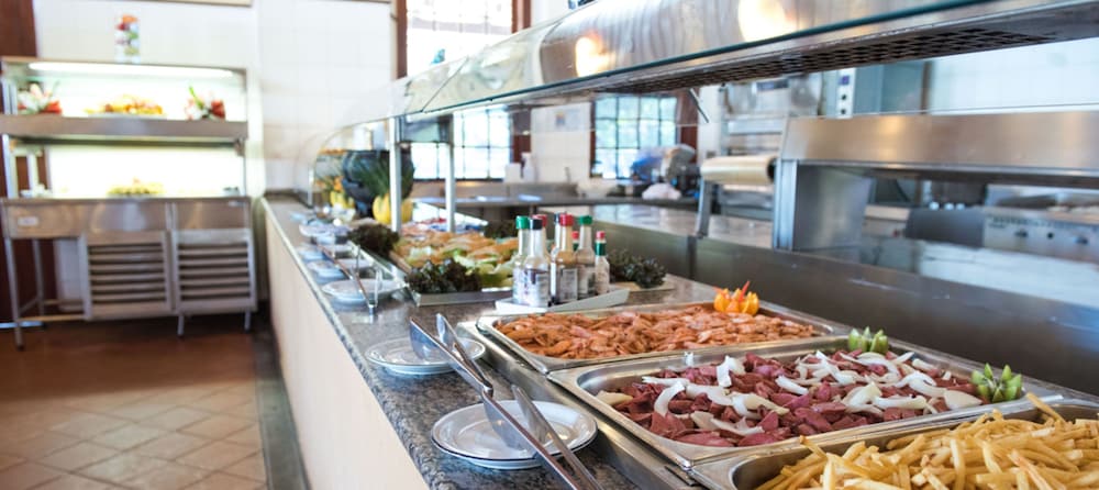 Snack bar