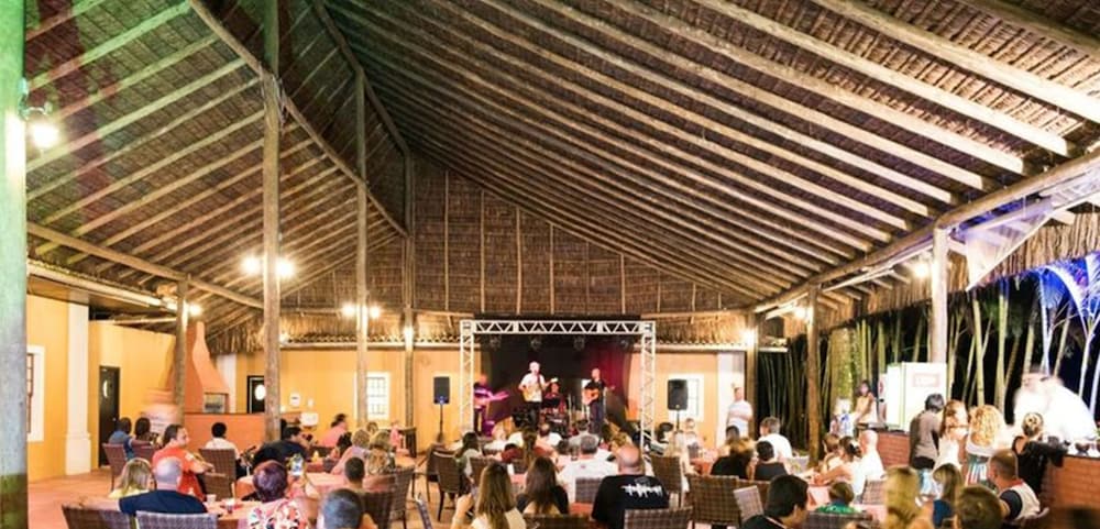 Snack bar