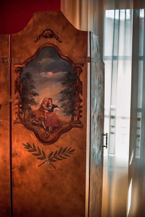 thumbnail: Room