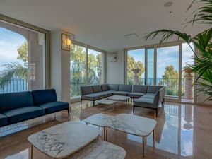 thumbnail: Lounge