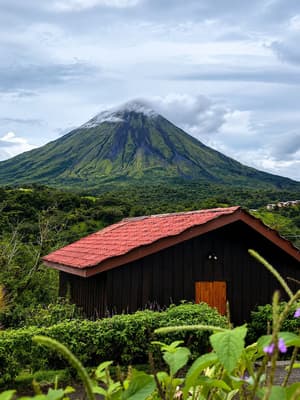 Arenal Roca Lodge