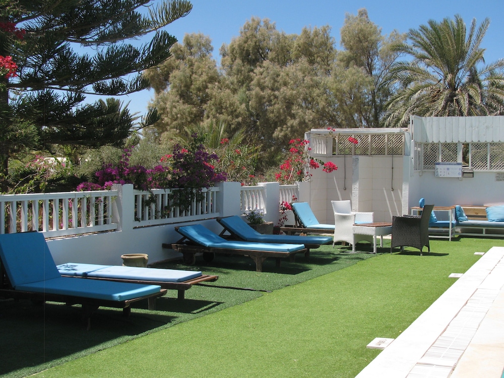 Sundeck