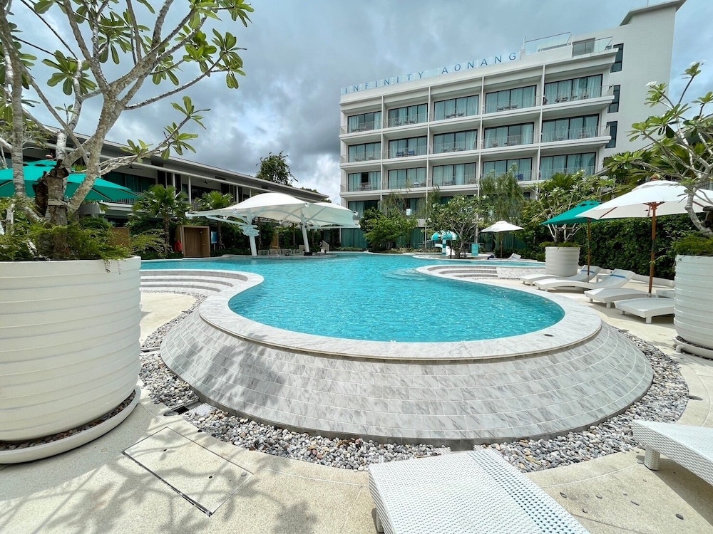 Sundeck