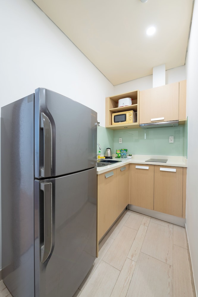 Mini-refrigerator