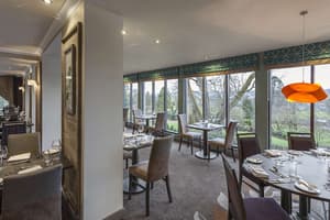 thumbnail: Restaurant