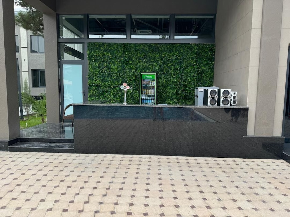 Poolside bar