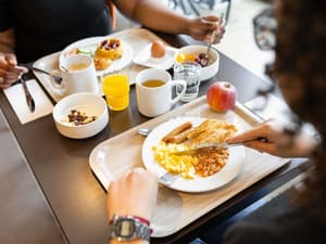 thumbnail: Breakfast area