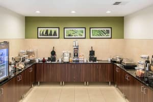 thumbnail: Breakfast area