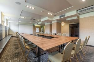 thumbnail: Business center