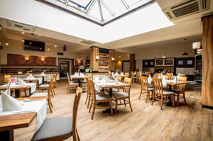 thumbnail: Restaurant