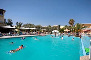 thumbnail: Outdoor pool