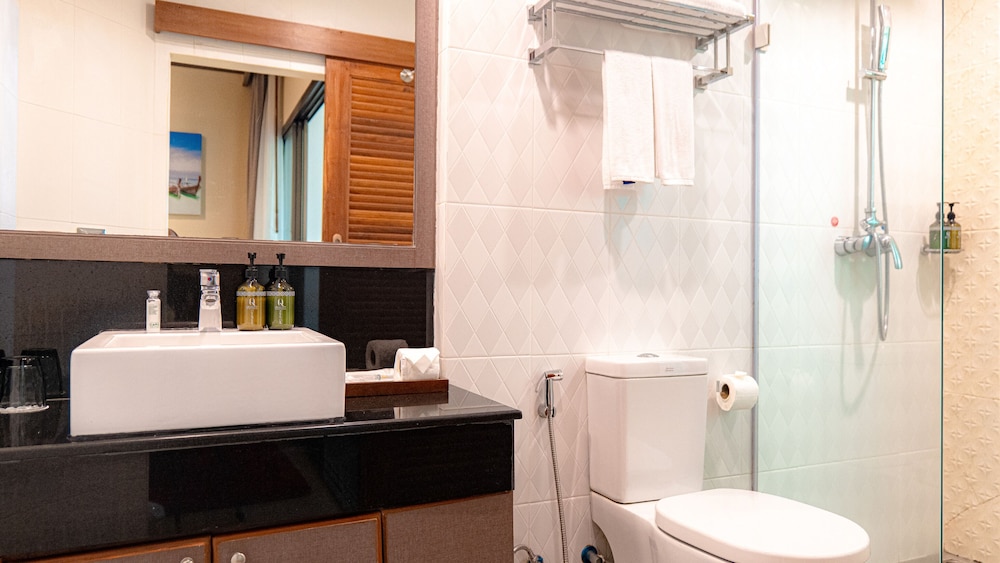 Bathroom amenities