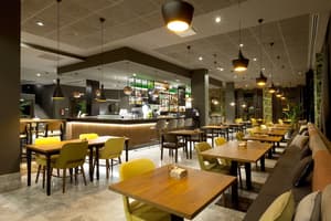 thumbnail: Restaurant