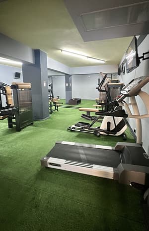 thumbnail: Gym