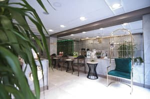 thumbnail: Reception