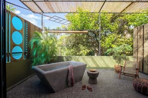 thumbnail: Terrace/patio