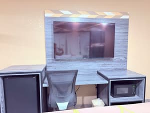 thumbnail: Exterior