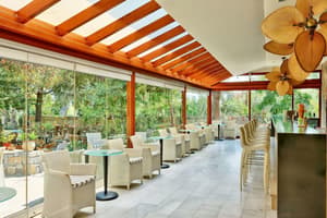 thumbnail: Bar (on property)