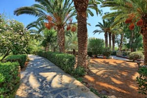 thumbnail: Garden