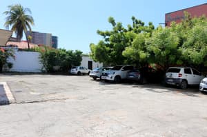 thumbnail: Parking