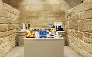 thumbnail: Breakfast area