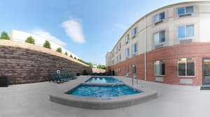 thumbnail: Outdoor pool