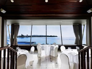 thumbnail: Banquet hall