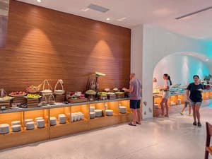 thumbnail: Breakfast area