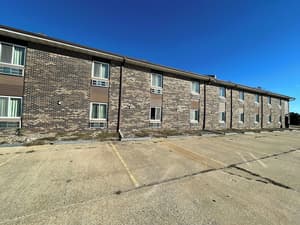 thumbnail: Exterior