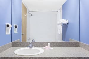 thumbnail: Bathroom