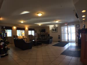 thumbnail: Lobby sitting area