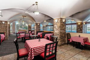 thumbnail: Restaurant