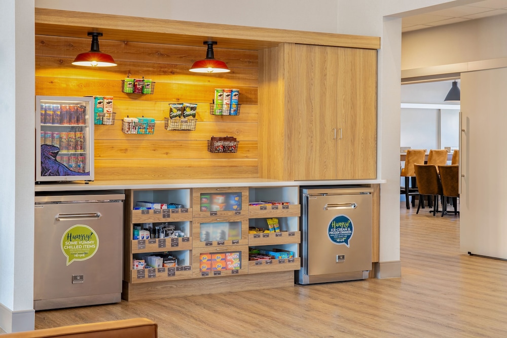 Snack bar
